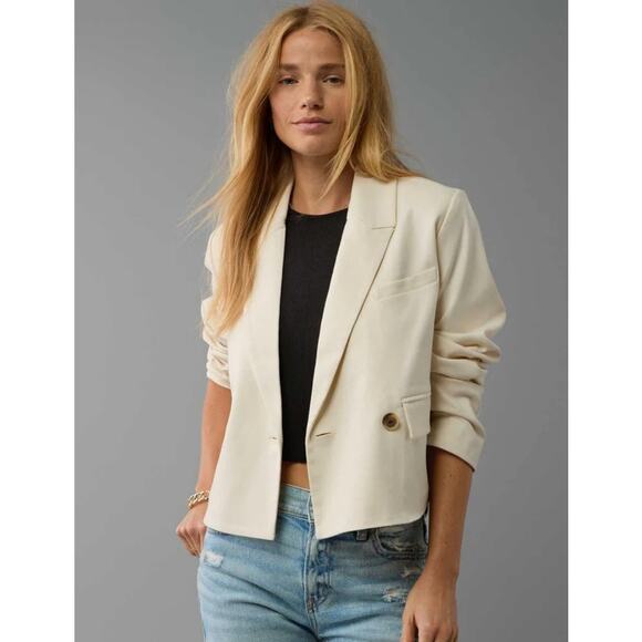 American Eagle Outfitters Jackets & Blazers - American Eagle Cropped Blazer Size M Ivory Double Breasted Office Chic